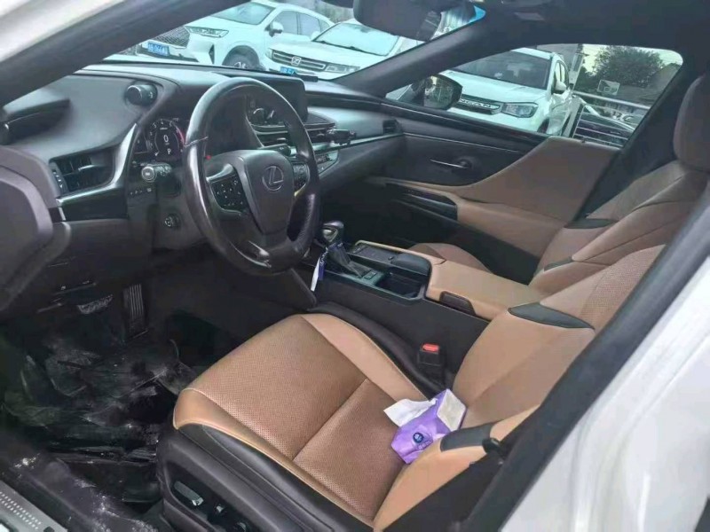 台州20年雷克萨斯ES5