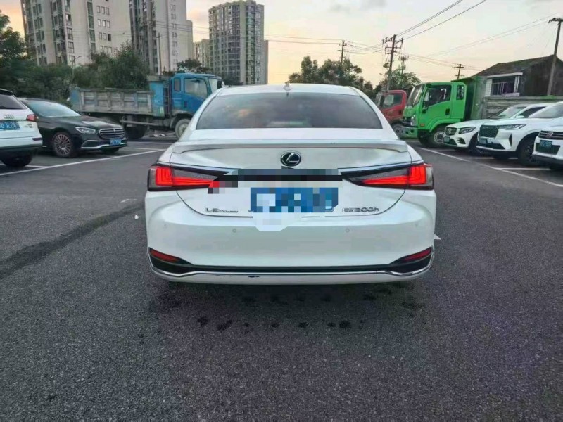 台州20年雷克萨斯ES6