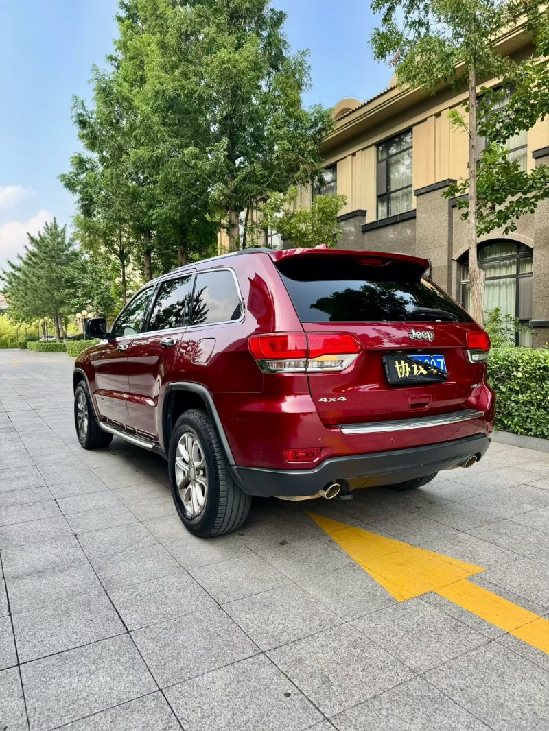 烟台15年Jeep大切诺基5