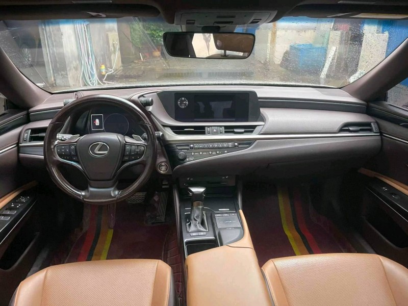 济南20年雷克萨斯ES5