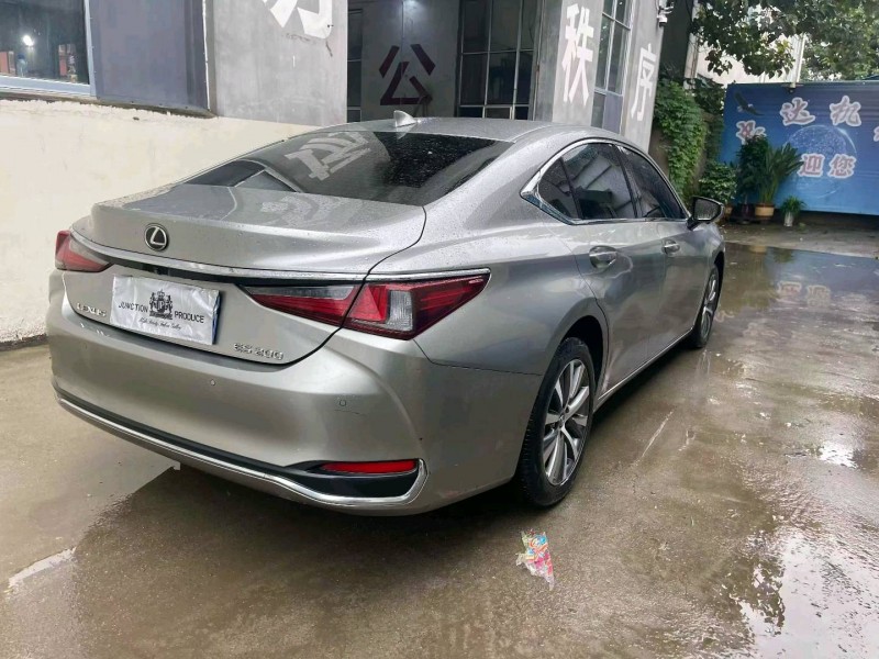济南20年雷克萨斯ES9