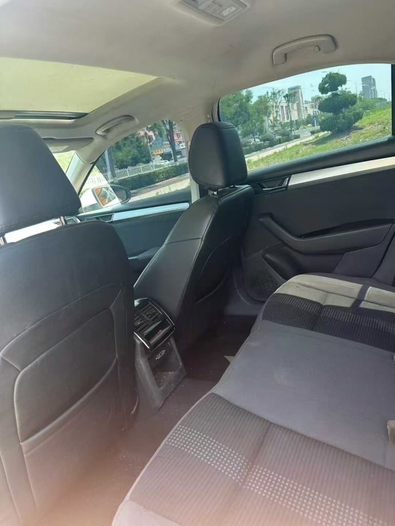 青岛22年斯柯达速派5