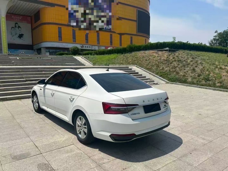 青岛22年斯柯达速派7