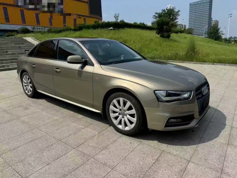 青岛14年奥迪A4L3