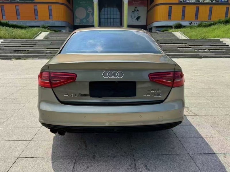 青岛14年奥迪A4L9