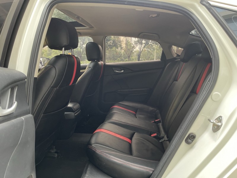 济宁18年本田思域6