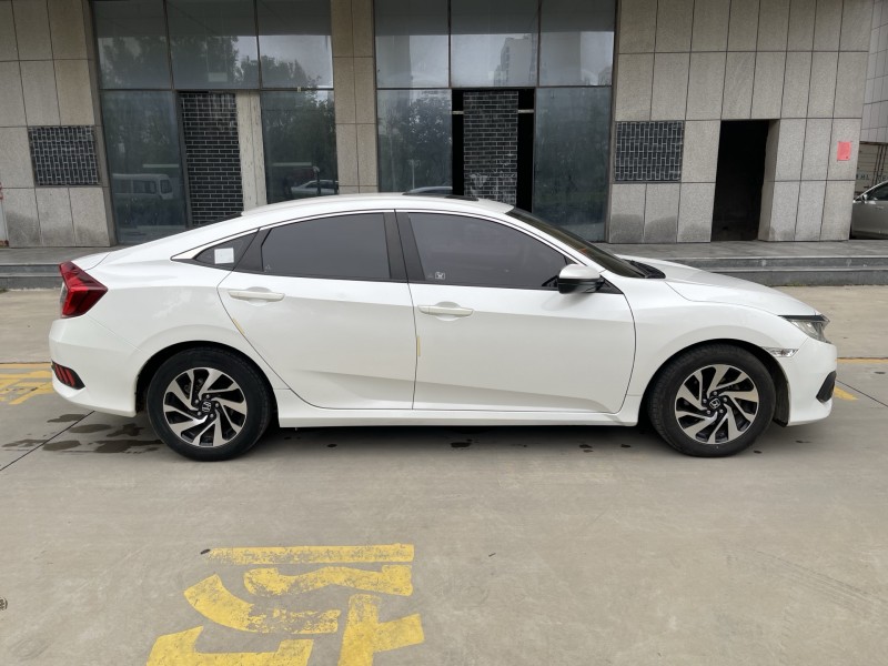 济宁18年本田思域7