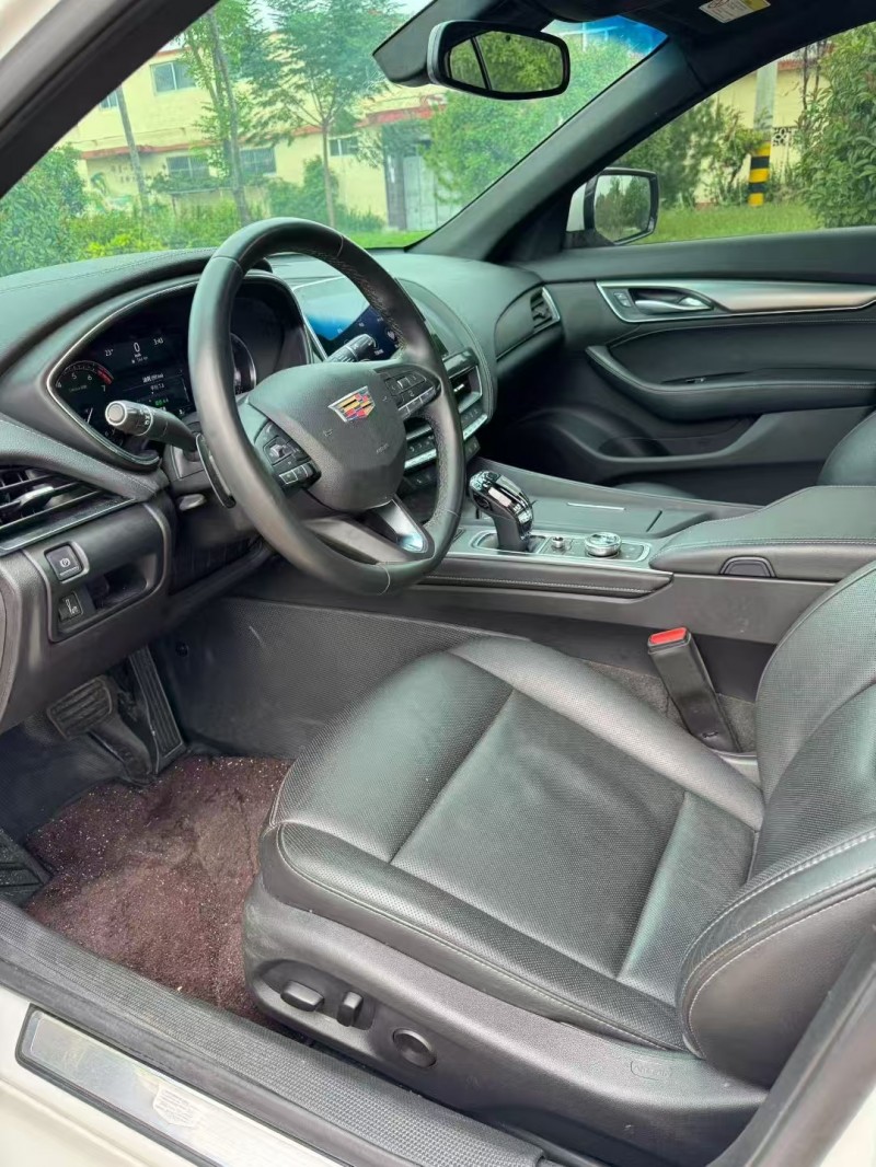 枣庄23年凯迪拉克CT54