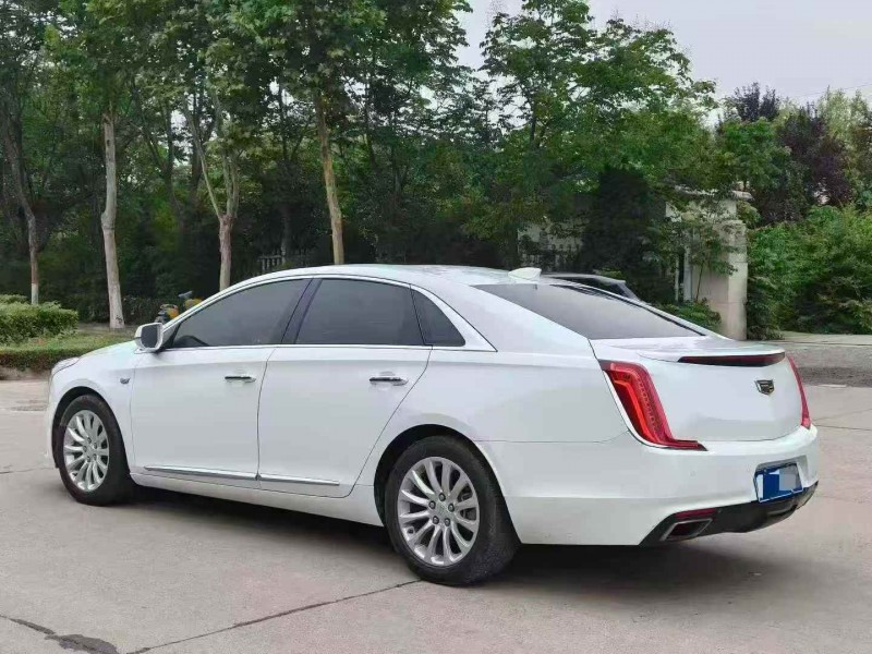 洛阳19年凯迪拉克XTS8