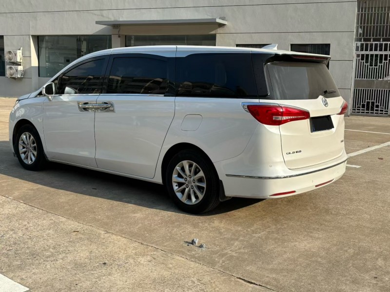 阜阳19年别克GL85