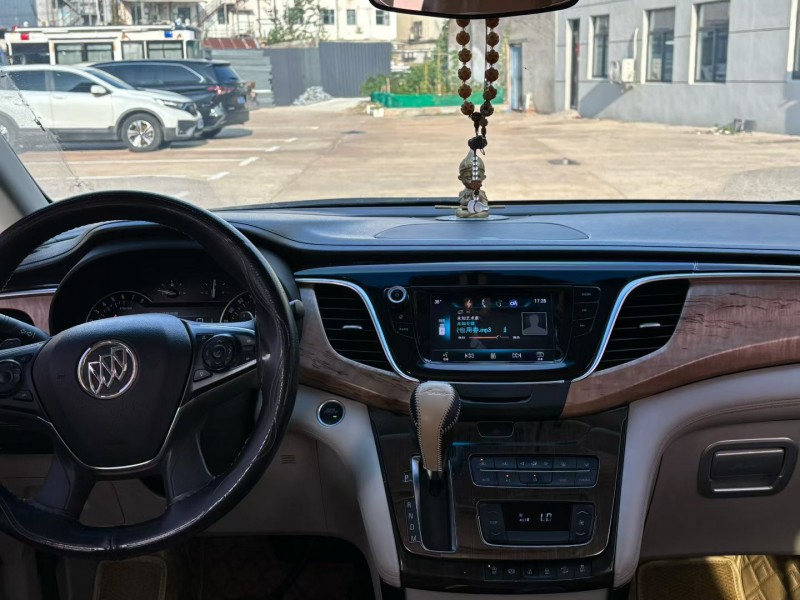 阜阳19年别克GL86