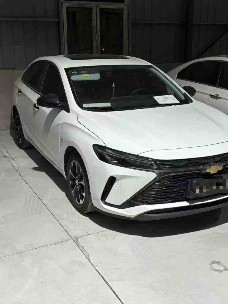 天津23年雪佛兰科鲁泽2