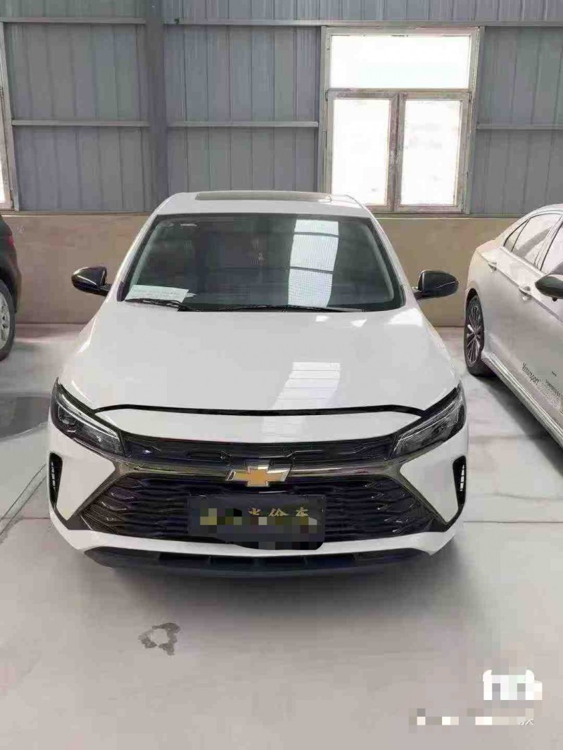 天津23年雪佛兰科鲁泽4