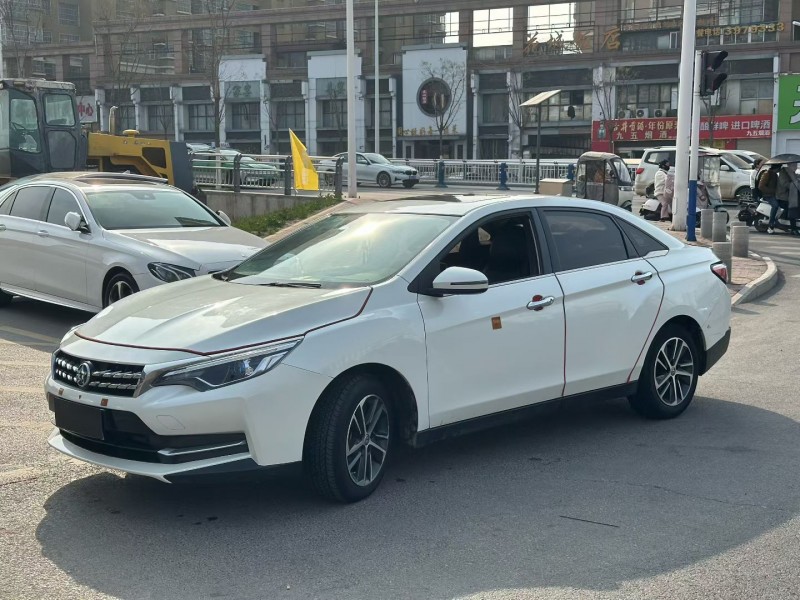 阜阳19年启辰D602