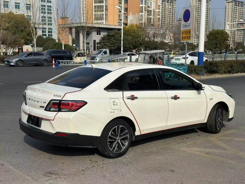 阜阳19年启辰D603