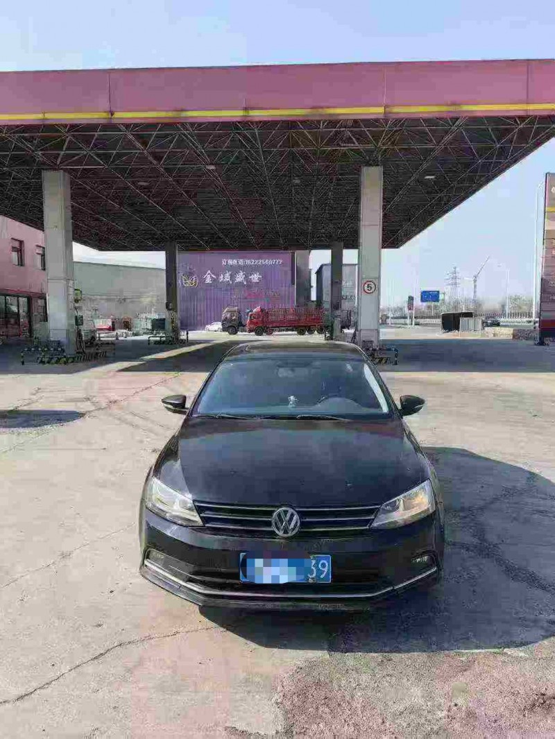 天津16年大众速腾1