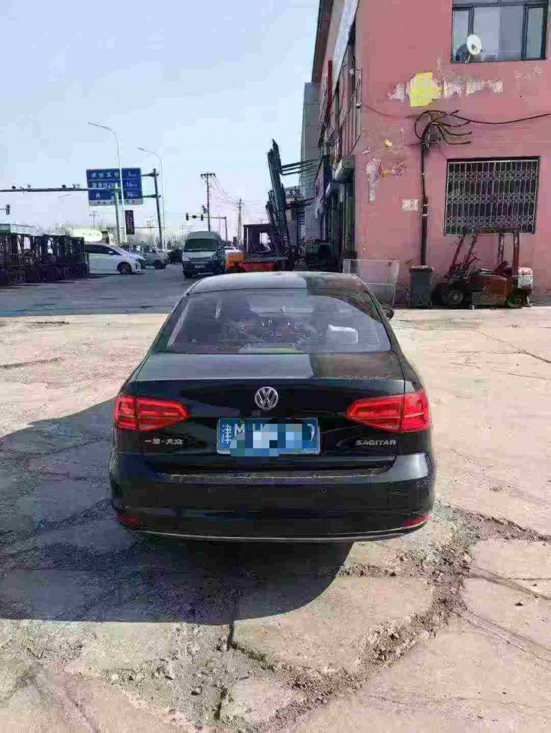 天津16年大众速腾4