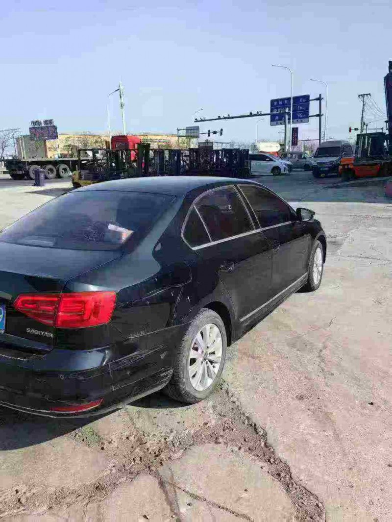 天津16年大众速腾5