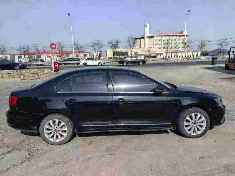 天津16年大众速腾6