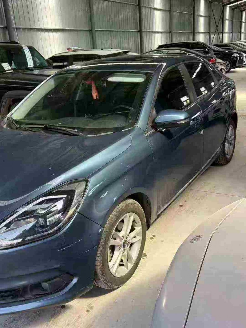 天津20年福特福睿斯7