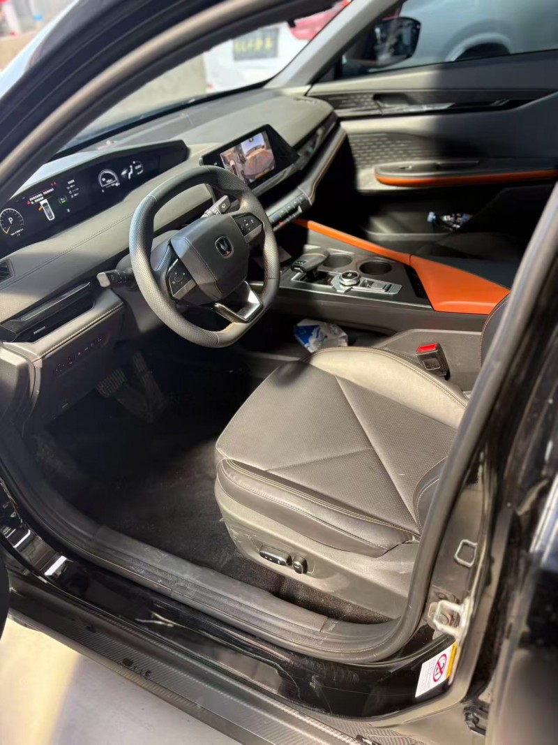 天津23年长安汽车UNI4