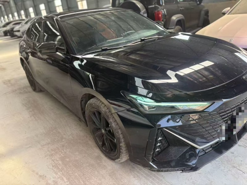 天津23年长安汽车UNI5