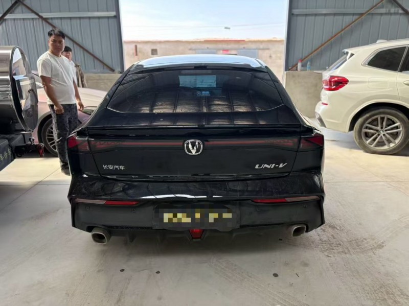 天津23年长安汽车UNI6