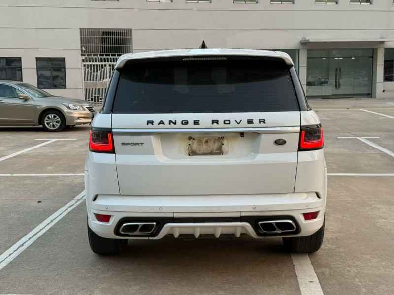 阜阳18年路虎揽胜运动9