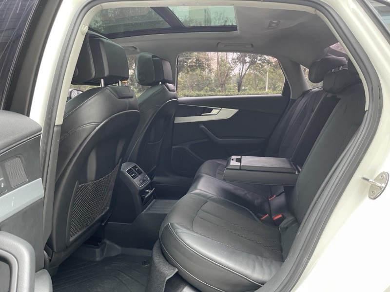 济宁18年奥迪A4L6