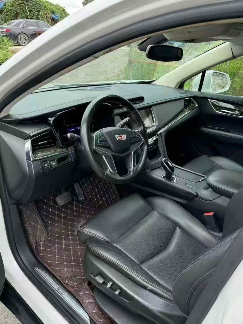 衡阳16年凯迪拉克XT54