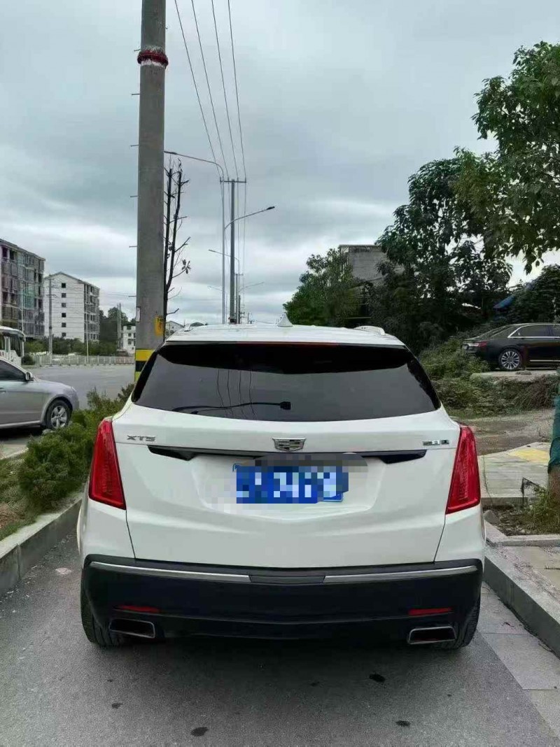 衡阳16年凯迪拉克XT58