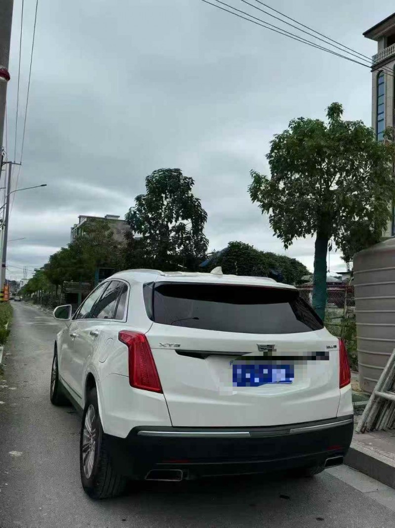 衡阳16年凯迪拉克XT59