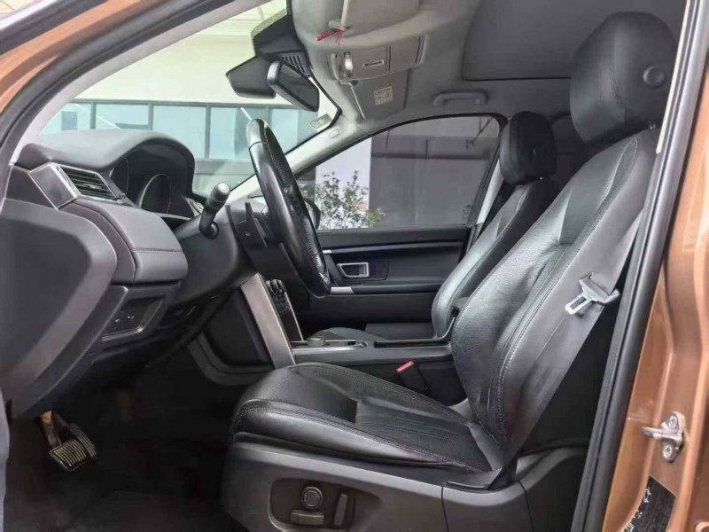 深圳19年路虎发现神行5