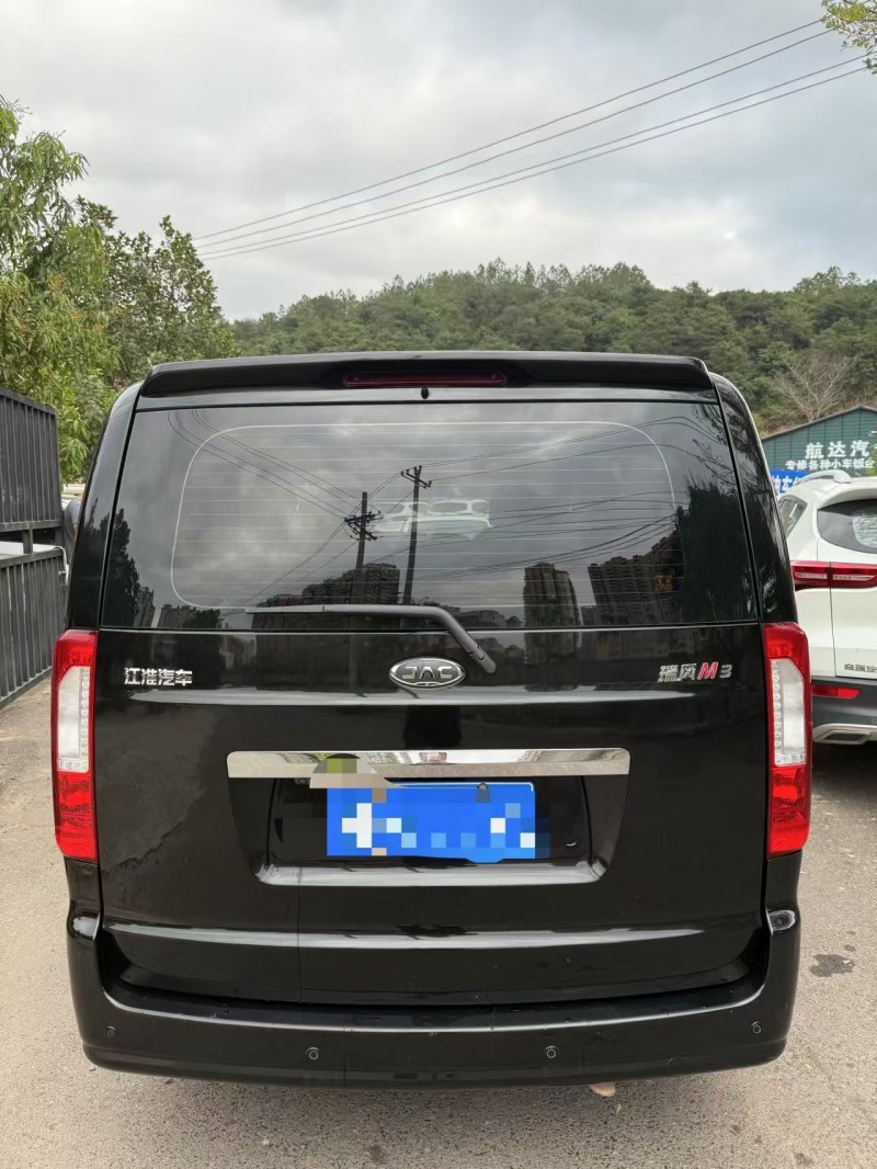 防城港21年江淮瑞风3