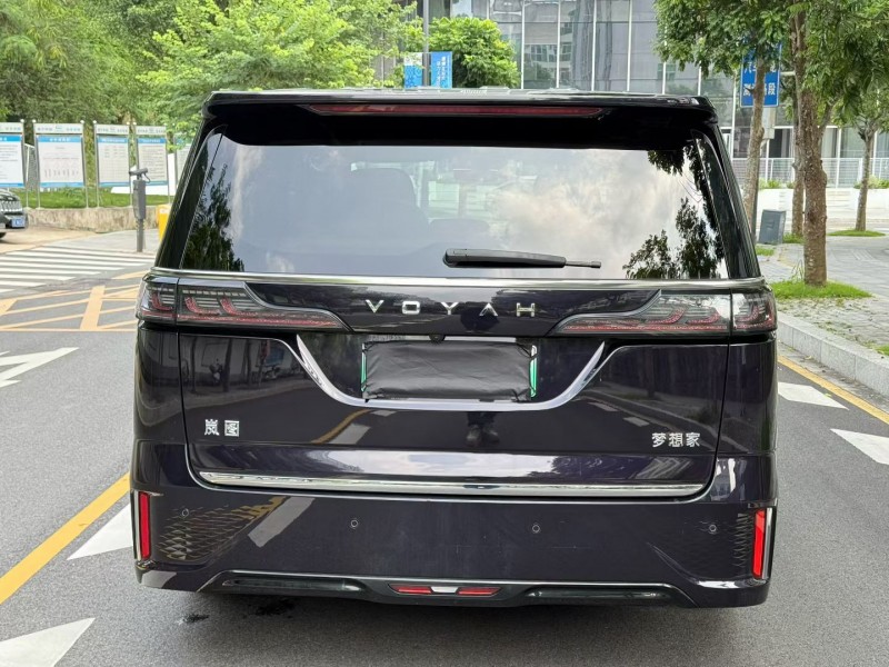 深圳23年岚图汽车梦想家9