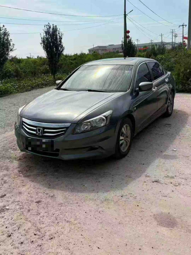 天津12年本田雅阁2