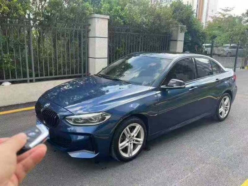 广州21年宝马1系2