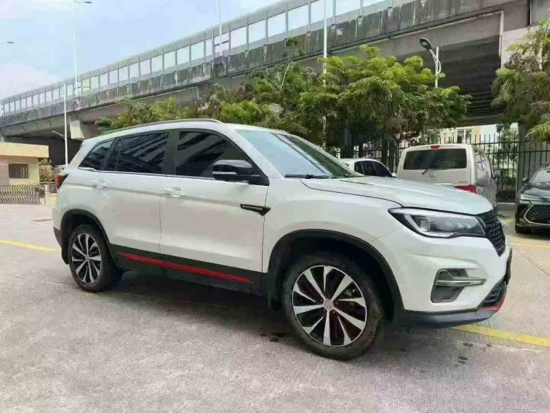 汕头22年长安汽车CS753