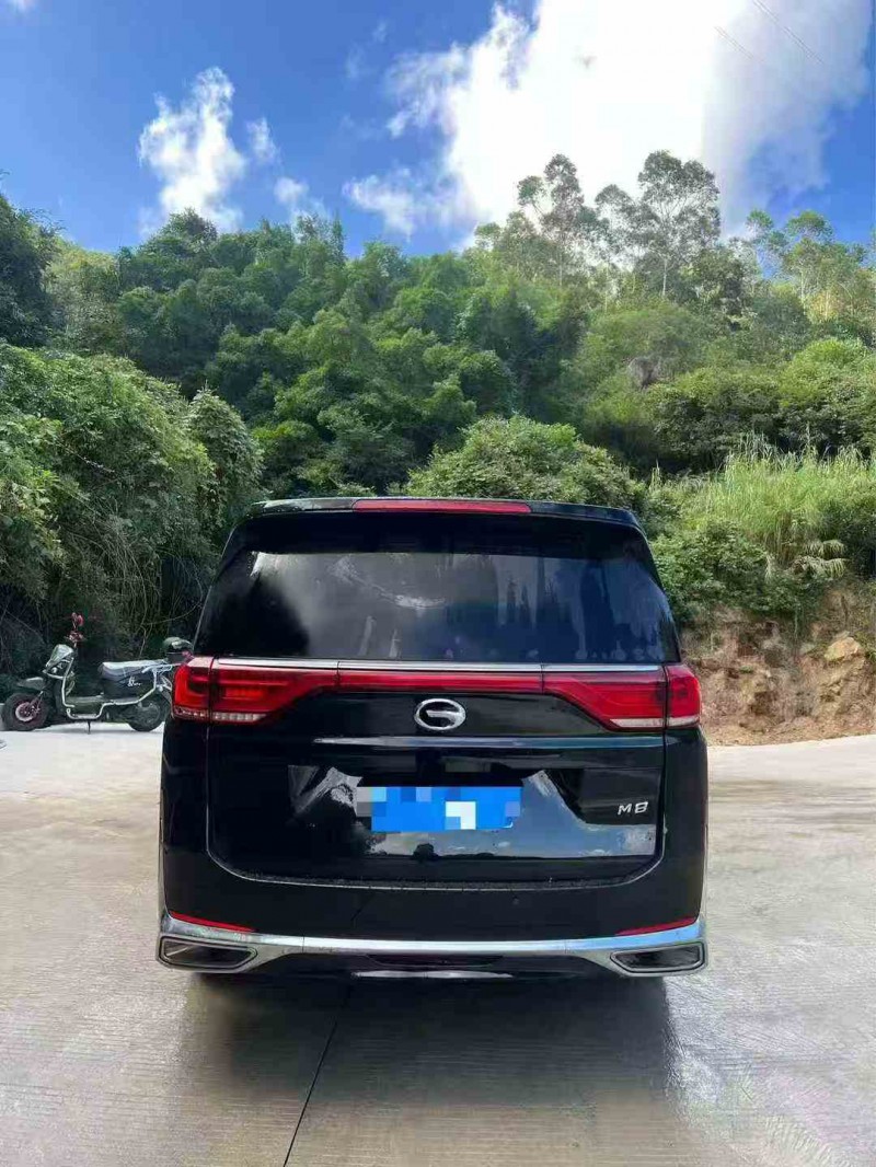 三明22年传祺M88