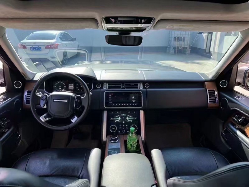 唐山19年路虎揽胜行政3