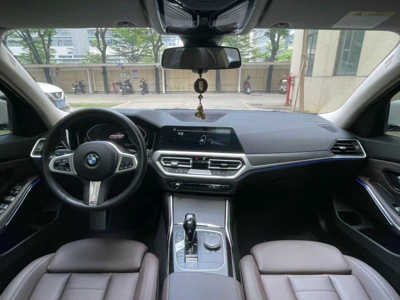 佛山20年宝马3系8