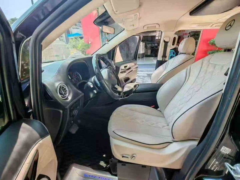 重庆22年奔驰威霆6