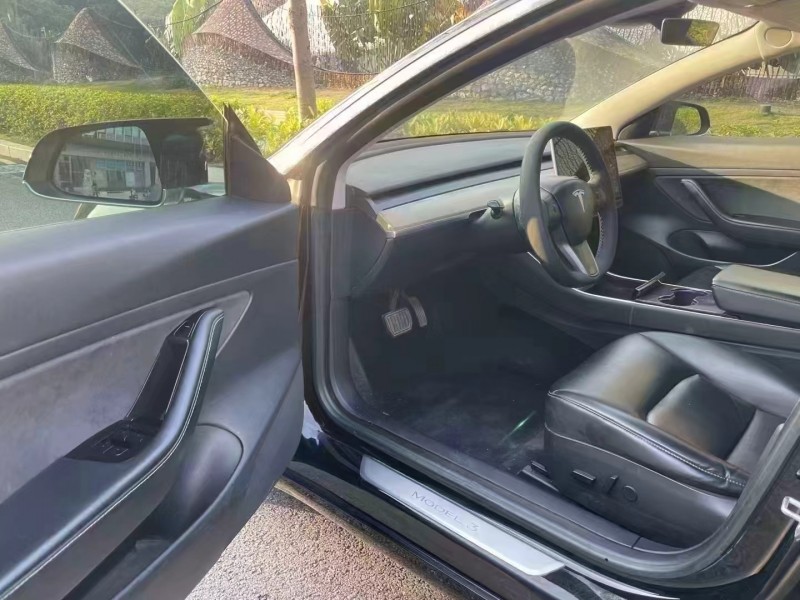 深圳20年特斯拉MODEL 36