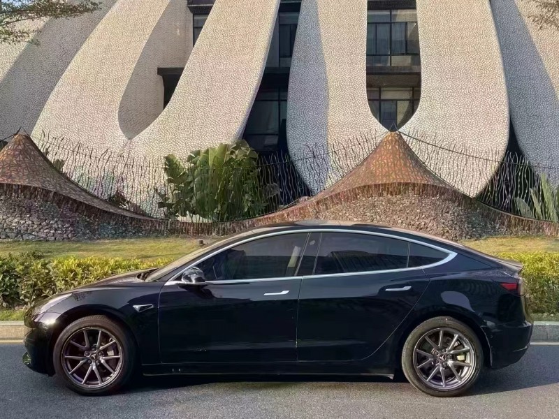 深圳20年特斯拉MODEL 38