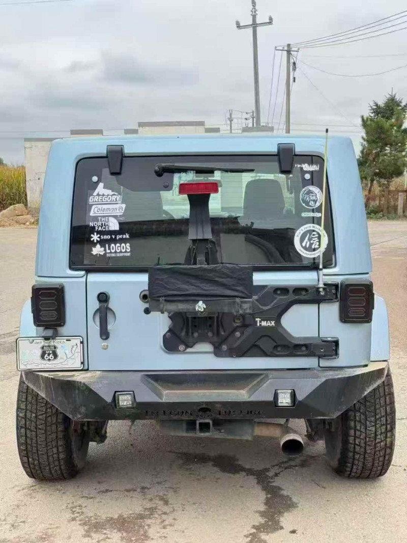 鄂尔多斯13年Jeep牧马人8