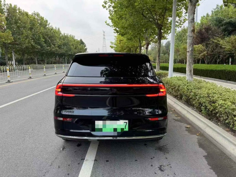 东营25年长安汽车启源9