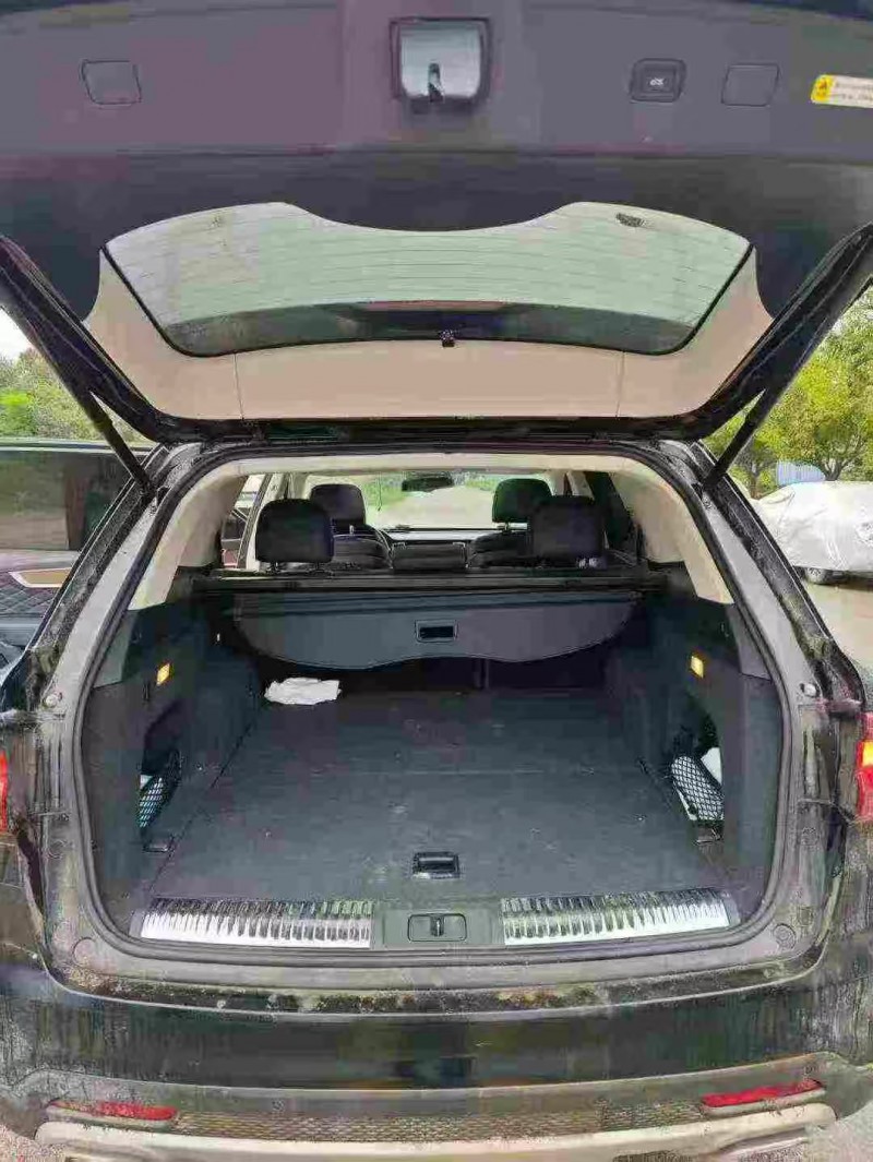 西安20年红旗HS74