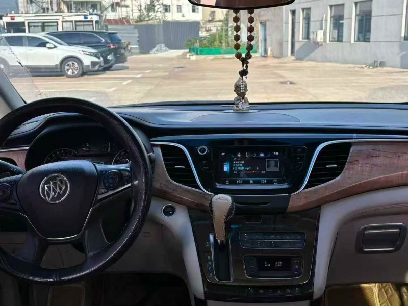 马鞍山19年别克GL84