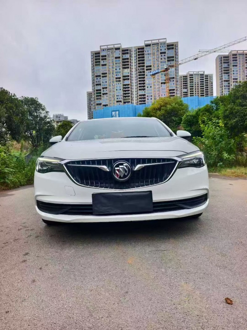 娄底21年别克英朗1