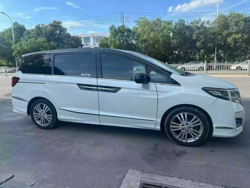 东营19年本田艾力绅2